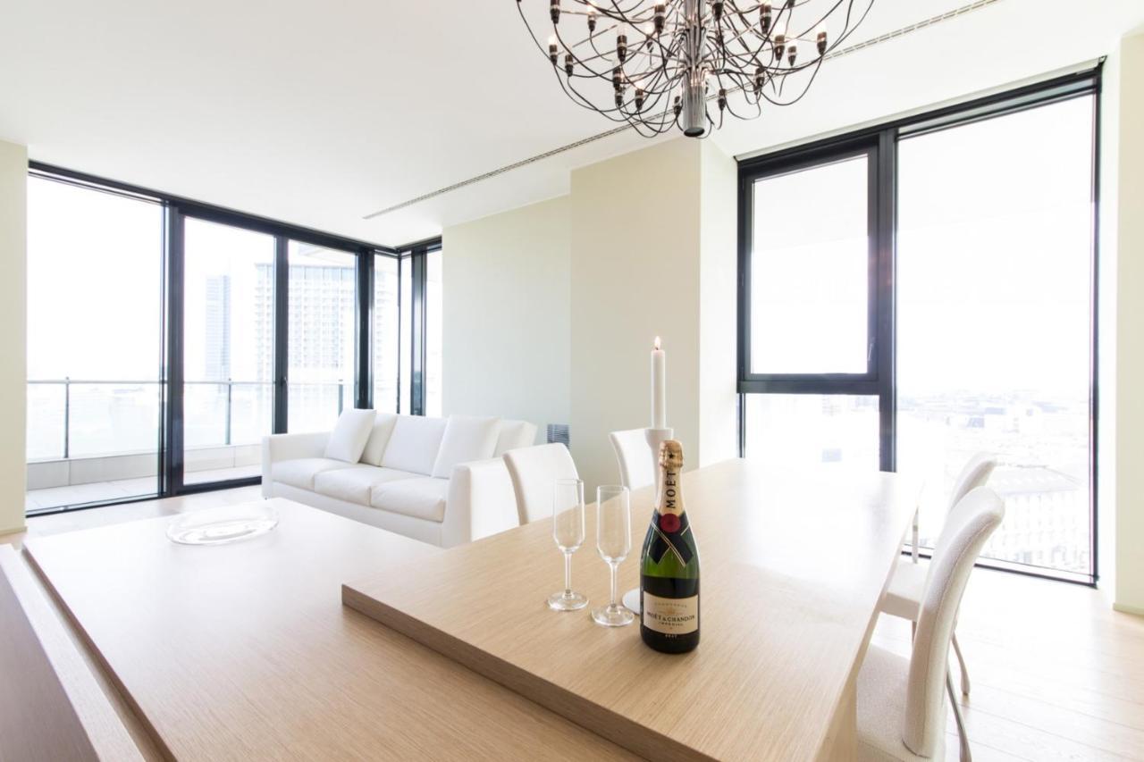 Stylish Elegant Suite In Torre Solaria With Exclusive Milan'S View Exterior photo
